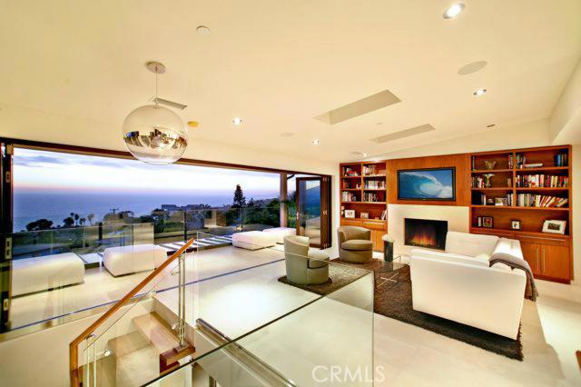 31912 Sunset Avenue, Laguna Beach CA 92651 - photo 1