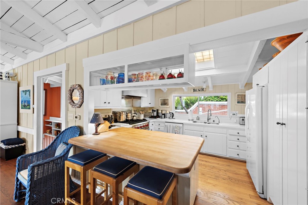 31925 S COAST Highway, Laguna Beach CA 92651 - photo 9