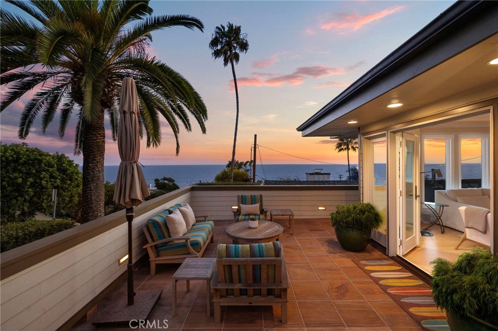 Sit-down panoramic ocean views including whitewater views, Catalina Island, Palos Verdes Peninsula, and San Clemente Isl - 31953 10th Avenue, Laguna Beach CA 92651 - photo 2