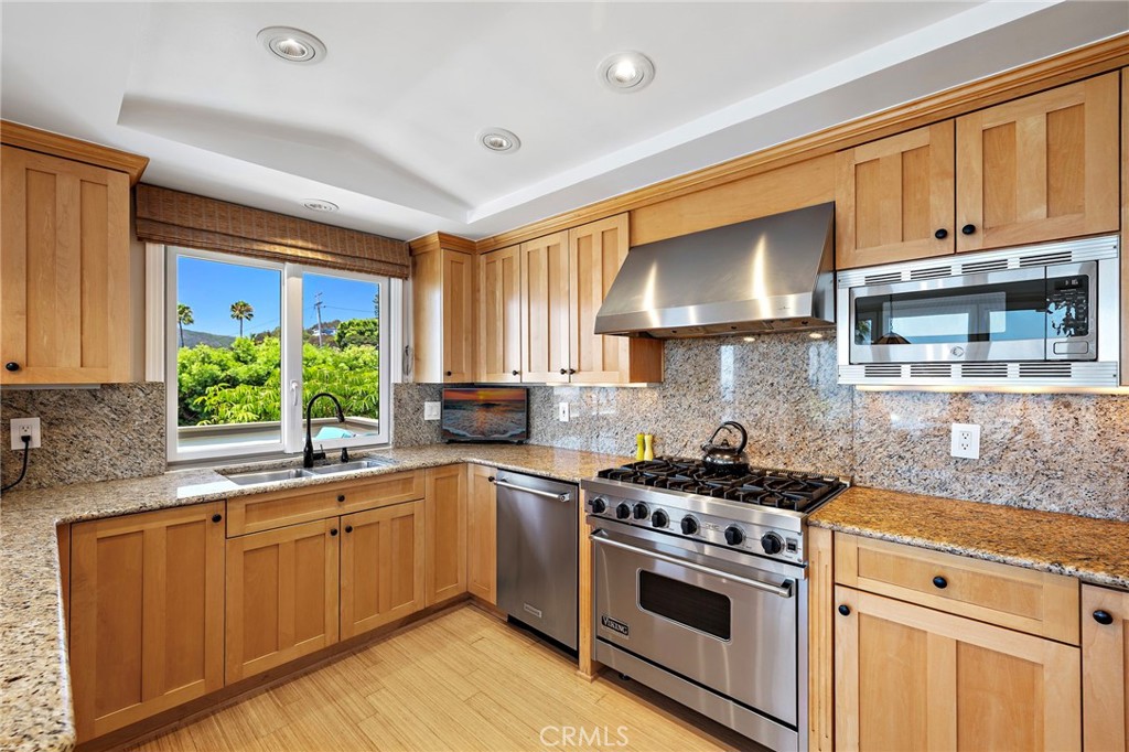 31953 10th Avenue, Laguna Beach CA 92651 - photo 17