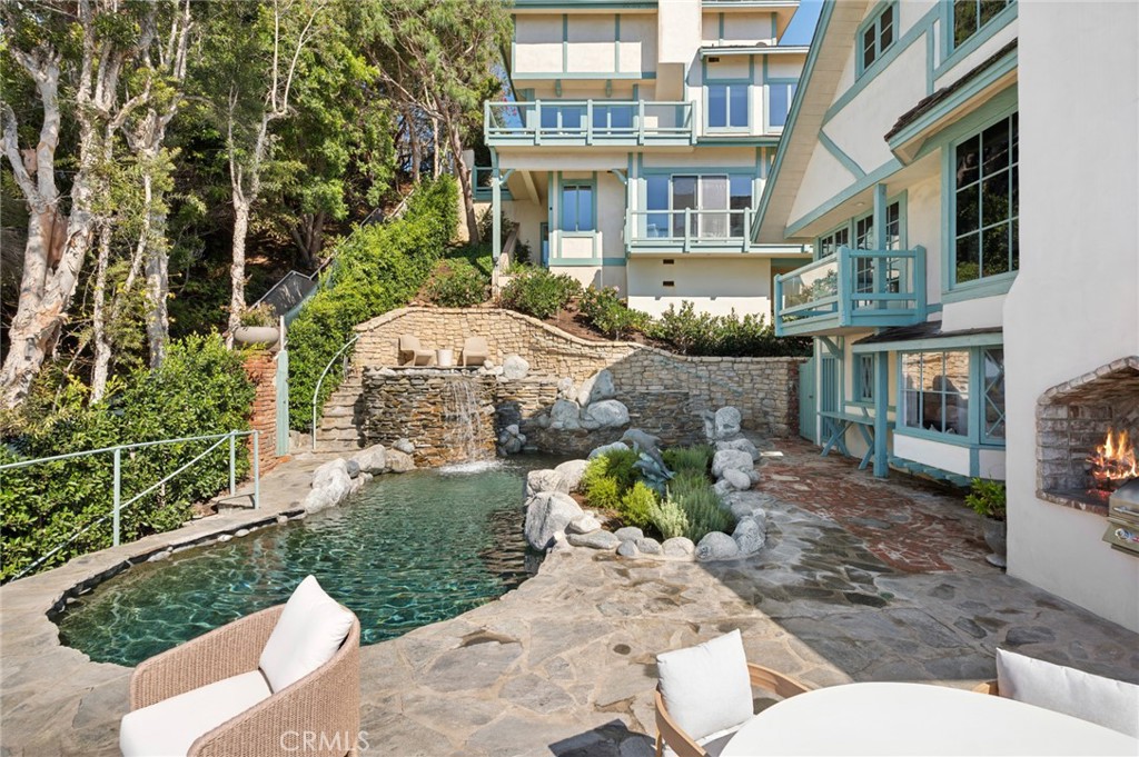 31971 Coast Highway, Laguna Beach CA 92651 - photo 17