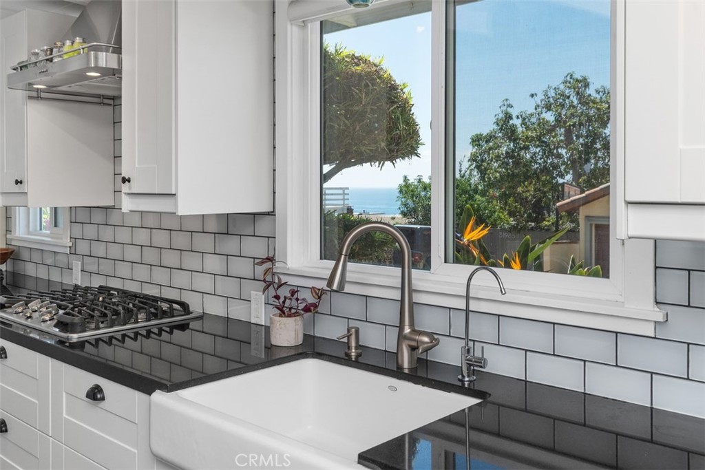 Ocean view while you cook - 31982 Virginia Way, Laguna Beach CA 92651 - photo 15