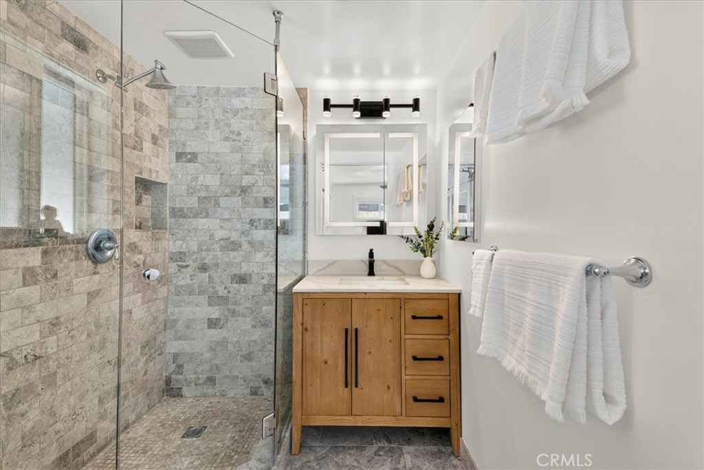 Primary Bathroom - 31982 Virginia Way, Laguna Beach CA 92651 - photo 27