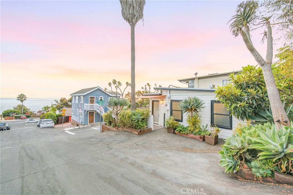 31992 Virginia Way, Laguna Beach CA 92651 - photo 2