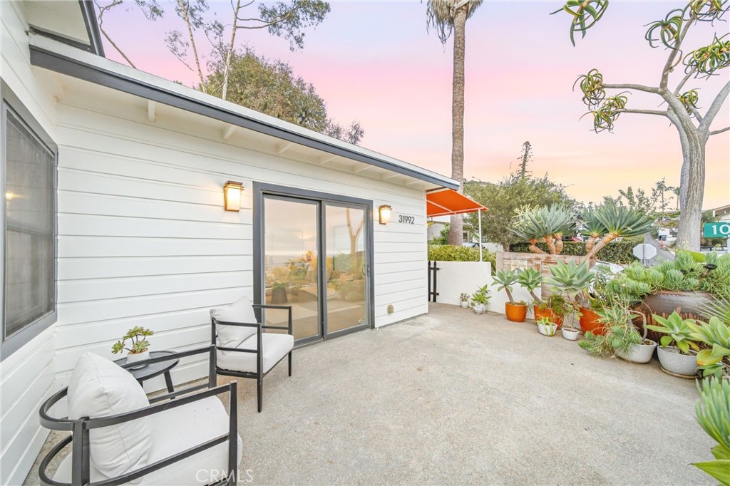 31992 Virginia Way, Laguna Beach CA 92651 - photo 35
