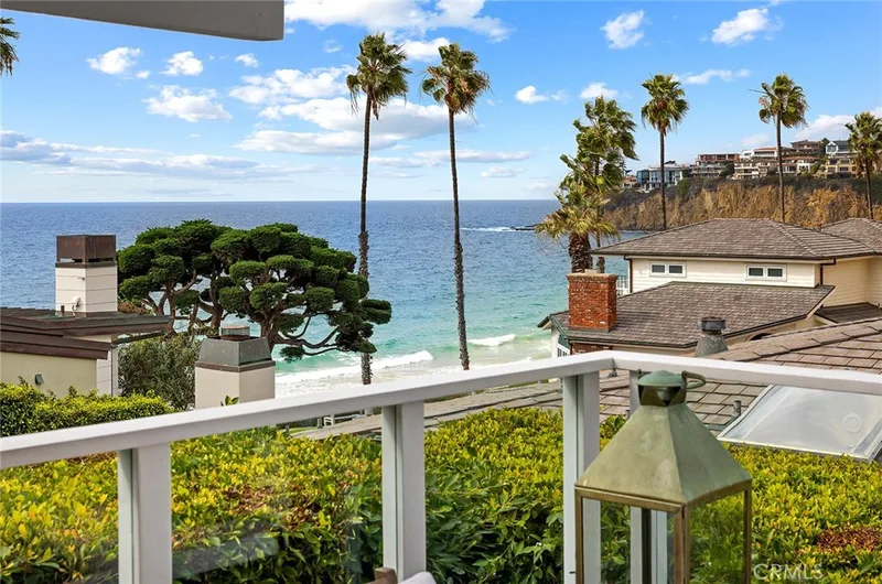 32 Emerald Bay, Laguna Beach, CA 92651 32 Emerald Bay, Laguna Beach, CA 92651
