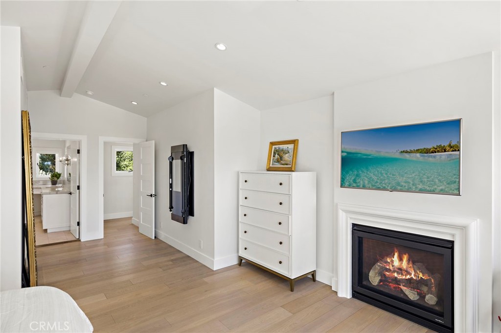 3203 Tyrol Drive, Laguna Beach CA 92651 - photo 24