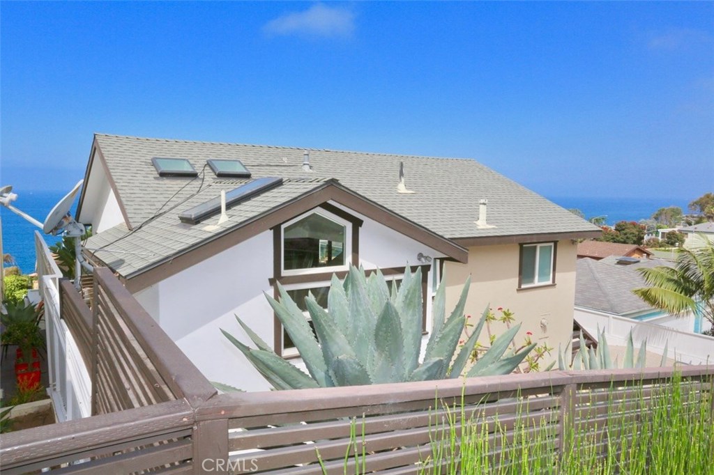32035 Virginia Way upper, Laguna Beach CA 92651 - photo 1