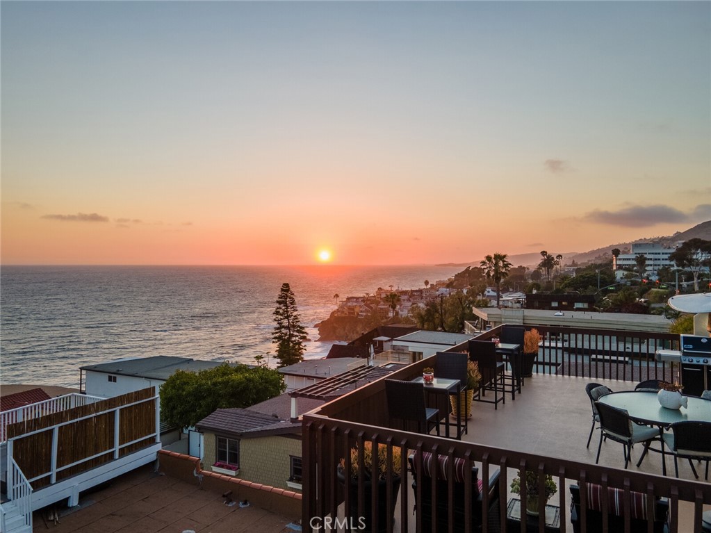 32041 Point Place, Laguna Beach CA 92651 - photo 1