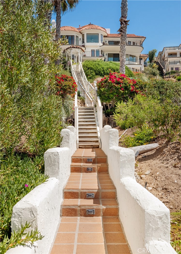 32061 Coast Highway, Laguna Beach CA 92651 - photo 22