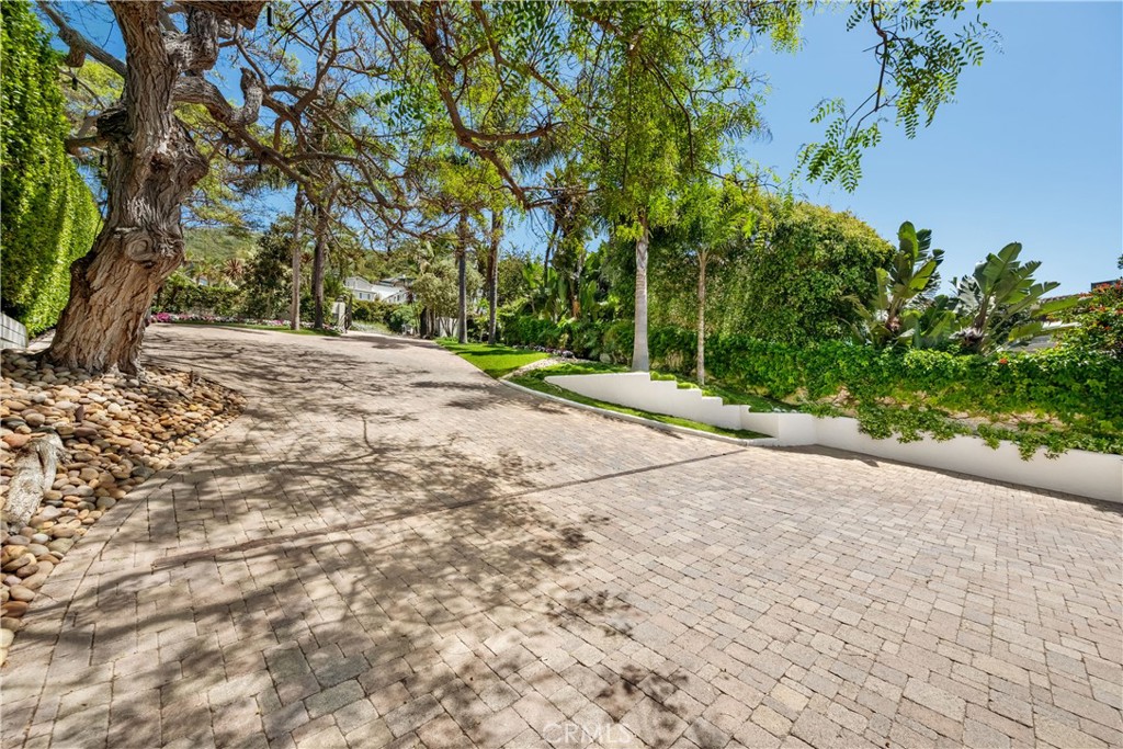 32061 Coast Highway, Laguna Beach CA 92651 - photo 29