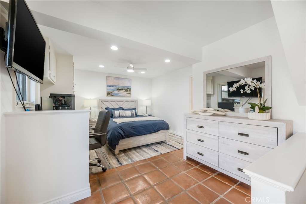 32061 Coast Highway, Laguna Beach CA 92651 - photo 50