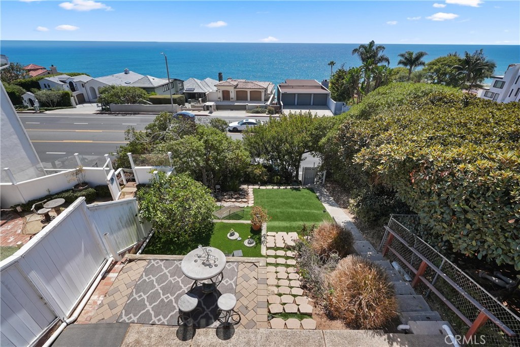 Tiered landscaping - 32082 Coast Hwy, Laguna Beach CA 92651 - photo 4