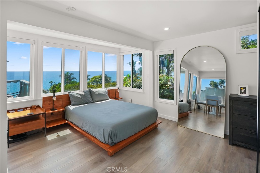 Lower level bedroom - 32082 Coast Hwy, Laguna Beach CA 92651 - photo 8