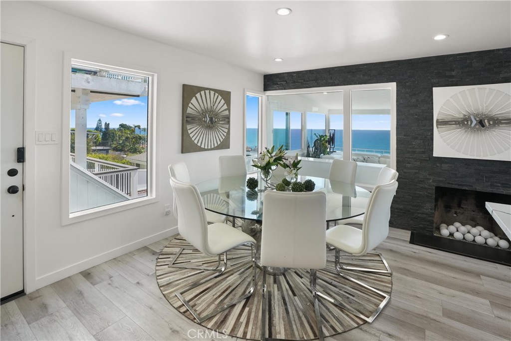 Upper unit Dining Room - 32082 Coast Hwy, Laguna Beach CA 92651 - photo 41