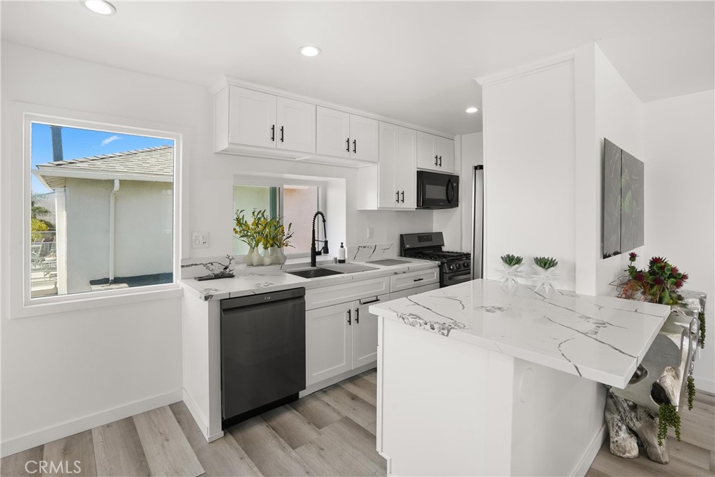 32082 Coast Hwy, Laguna Beach CA 92651 - photo 44