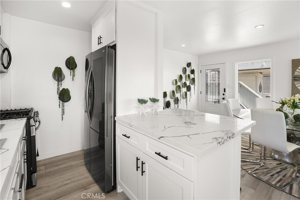 32082 Coast Hwy, Laguna Beach CA 92651 - photo 46
