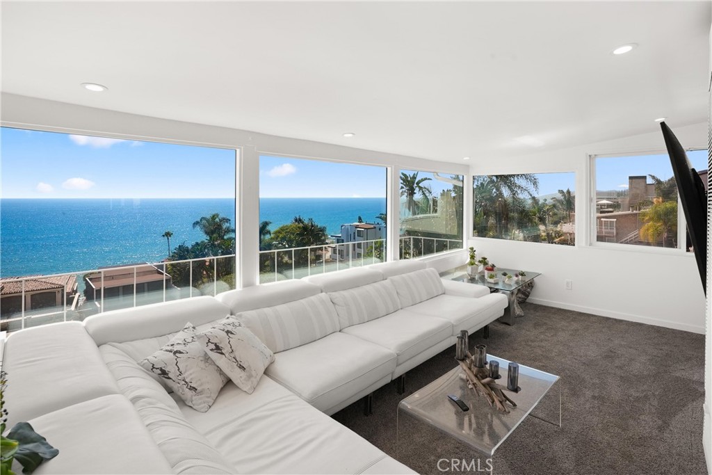 Upper Level living room - 32082 Coast Hwy, Laguna Beach CA 92651 - photo 52