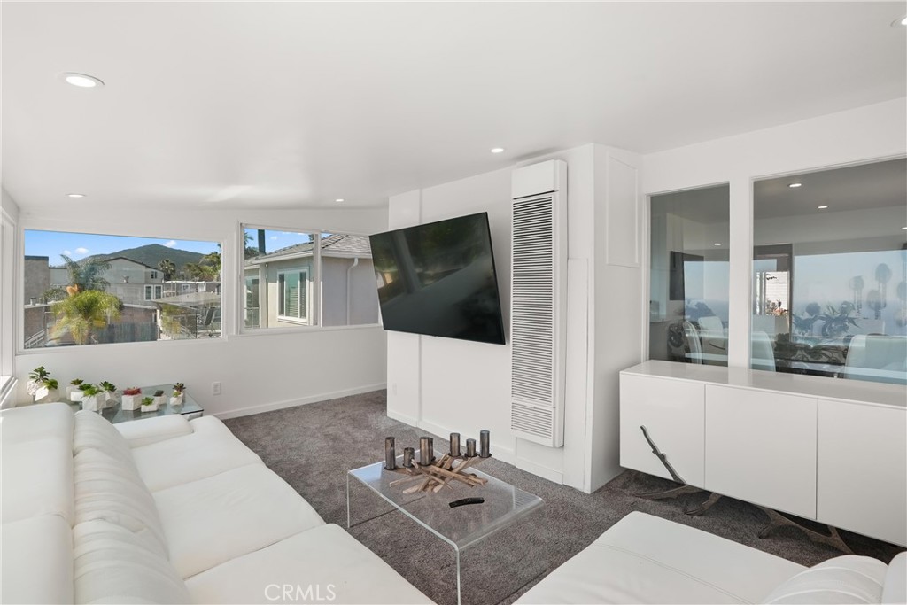 32082 Coast Hwy, Laguna Beach CA 92651 - photo 54