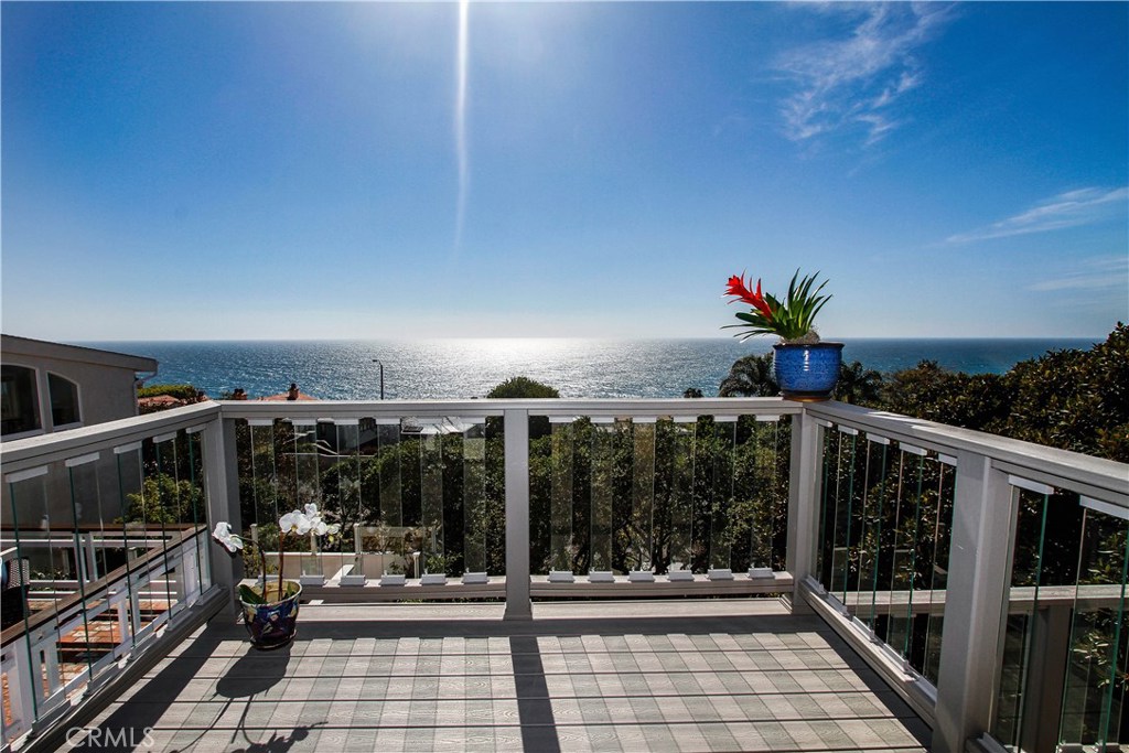 32082 Coast, Laguna Beach CA 92651 - photo 1