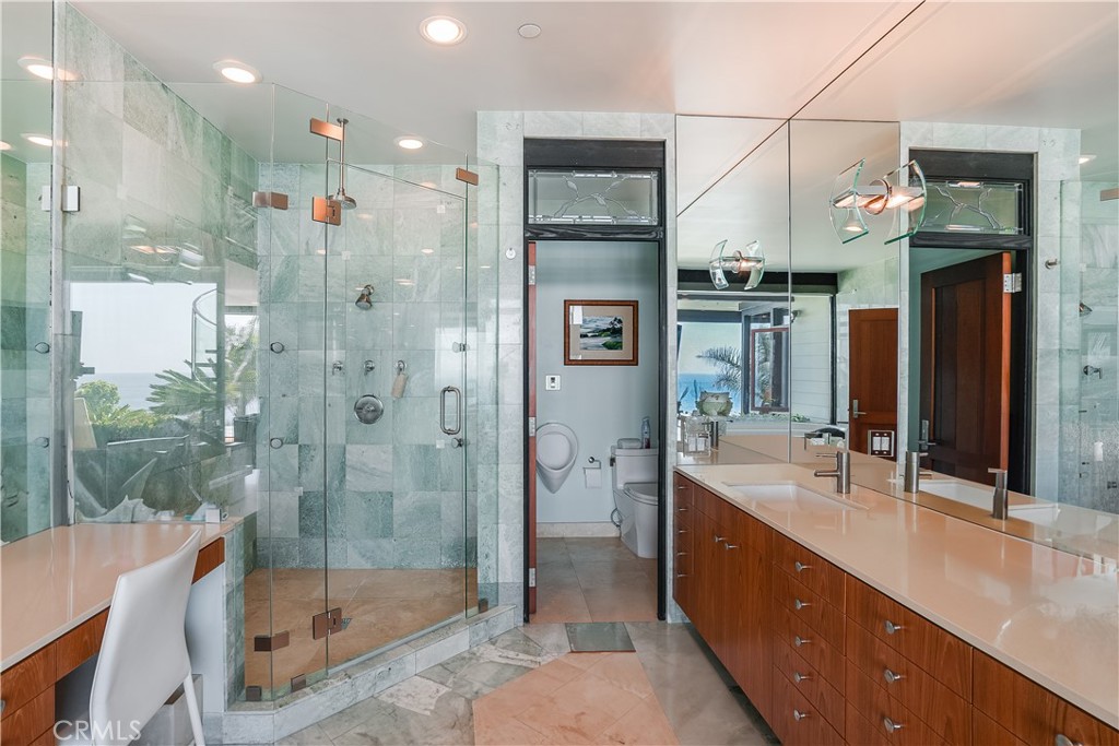 Primary Bathroom - 32091 Coast Highway, Laguna Beach CA 92651 - photo 26