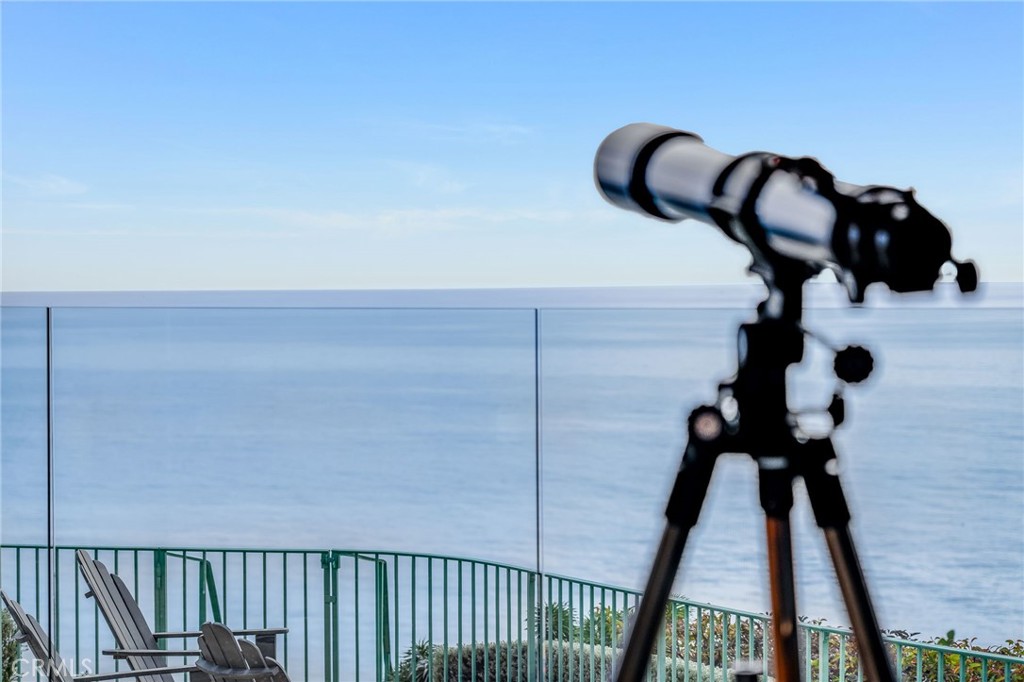 Primary Suite - 32091 Coast Highway, Laguna Beach CA 92651 - photo 27