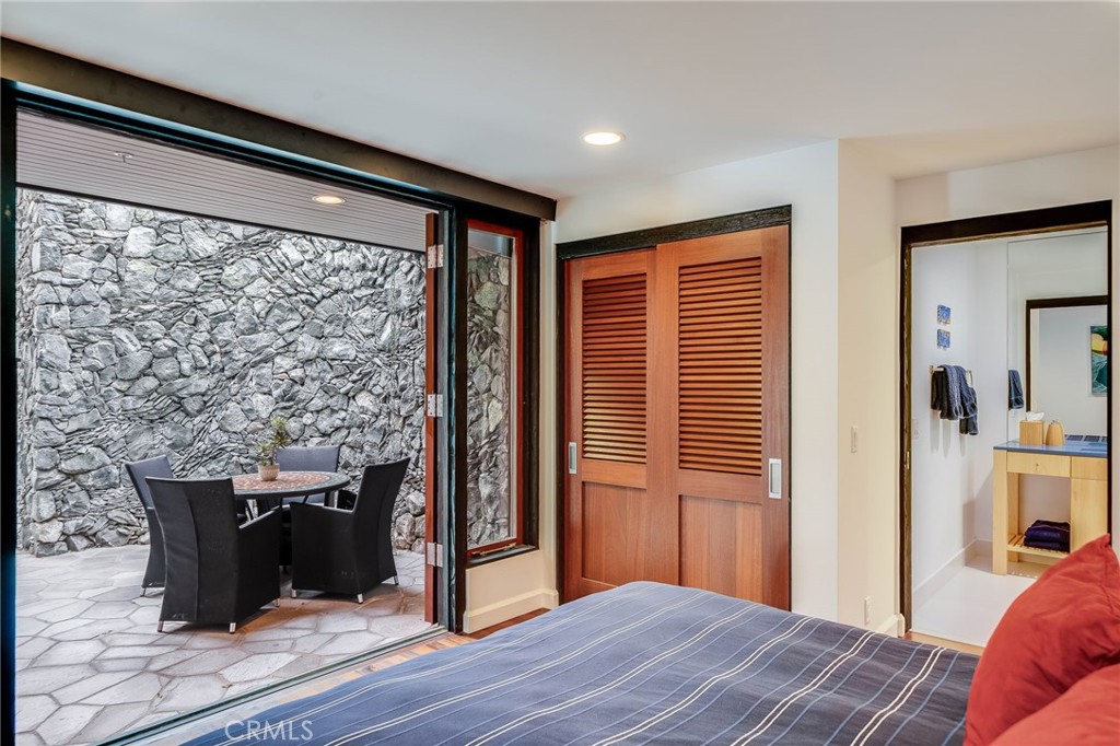 Guest Suite - 32091 Coast Highway, Laguna Beach CA 92651 - photo 34