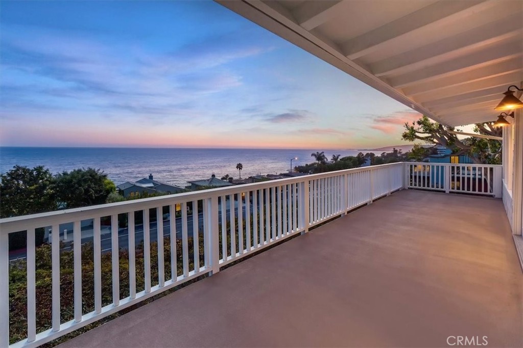 View to the north and downtown Laguna Beach. - 32122 Coast Hwy, Laguna Beach CA 92651 - photo 2
