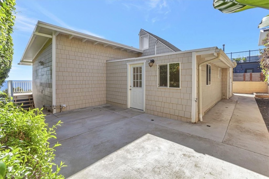 Back patio area. - 32122 Coast Hwy, Laguna Beach CA 92651 - photo 6