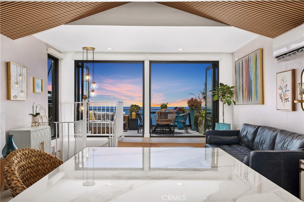 32146 Coast Hwy, Laguna Beach CA 92651 - photo 1