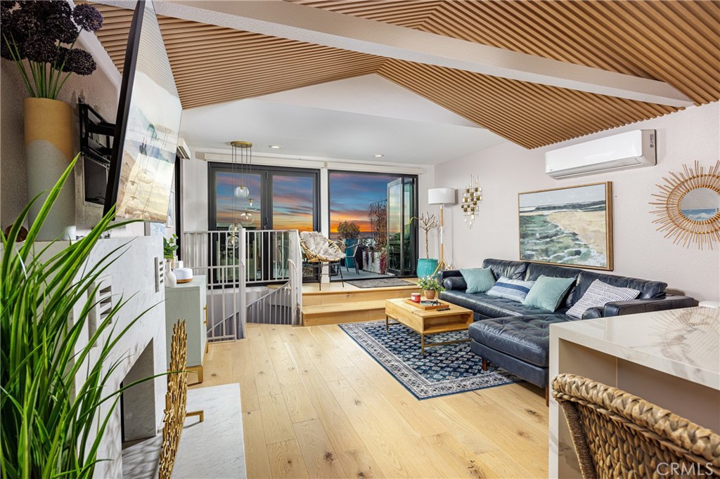 Main living area with panoramic ocean views - 32146 Coast Hwy, Laguna Beach CA 92651 - photo 1