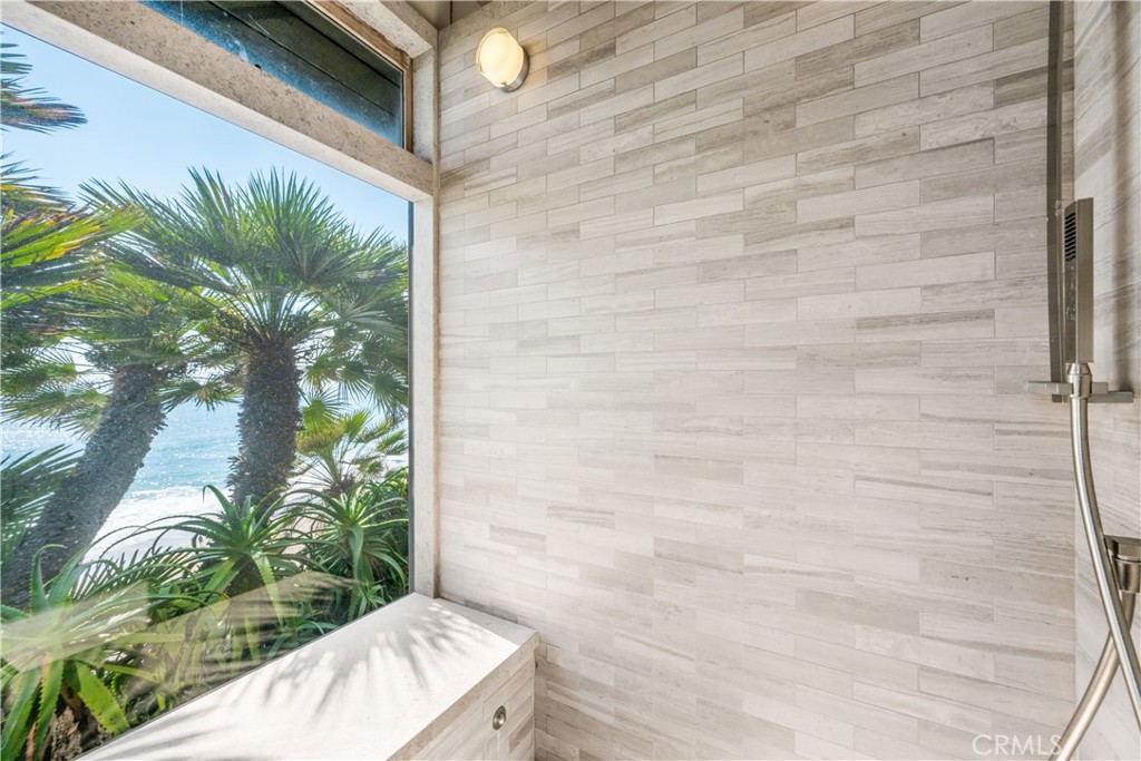 32181 Coast Highway, Laguna Beach CA 92651 - photo 8