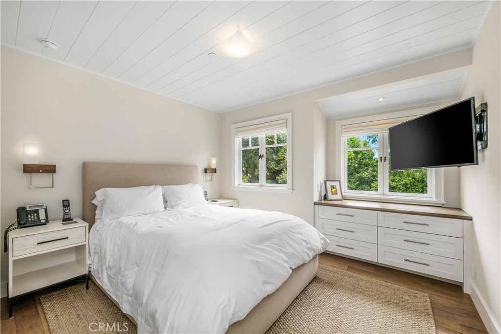 32181 Coast Highway, Laguna Beach CA 92651 - photo 35