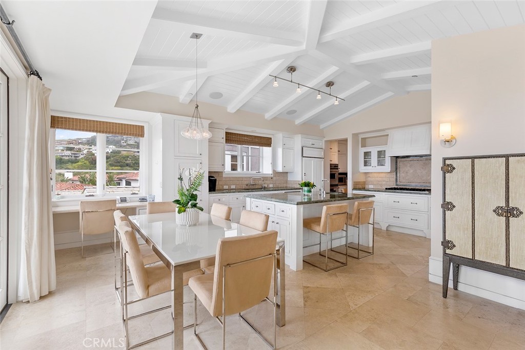 322 Emerald Bay, Laguna Beach CA 92651 - photo 11