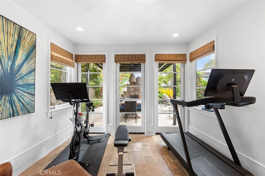 322 Emerald Bay, Laguna Beach CA 92651 - photo 32