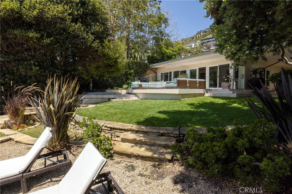 Residence 1: 4 Bedrooms / 2 Baths - 32227 Coast Hwy, Laguna Beach CA 92651 - photo 6