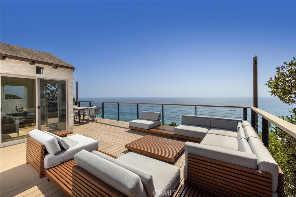 Residence 3 - 700 sf Deck - 32227 Coast Hwy, Laguna Beach CA 92651 - photo 52