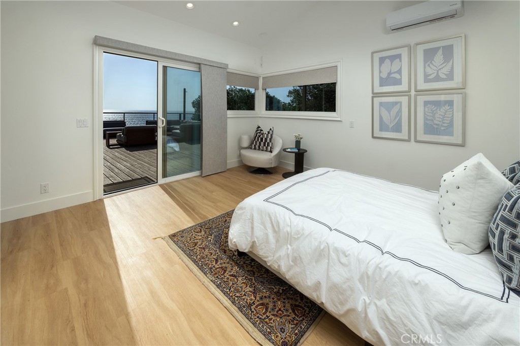 Residence 3 - Primary Bedroom - 32227 Coast Hwy, Laguna Beach CA 92651 - photo 55