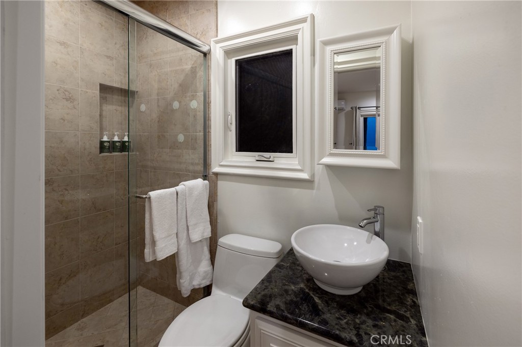 Residence 3 - Ensuite Bath - Bedroom #2 - 32227 Coast Hwy, Laguna Beach CA 92651 - photo 59