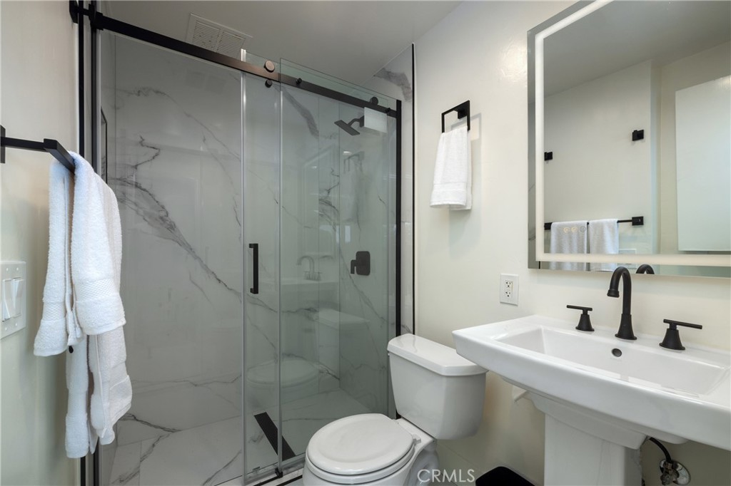 Residence 3 - Ensuite Casita Bath - 32227 Coast Hwy, Laguna Beach CA 92651 - photo 61