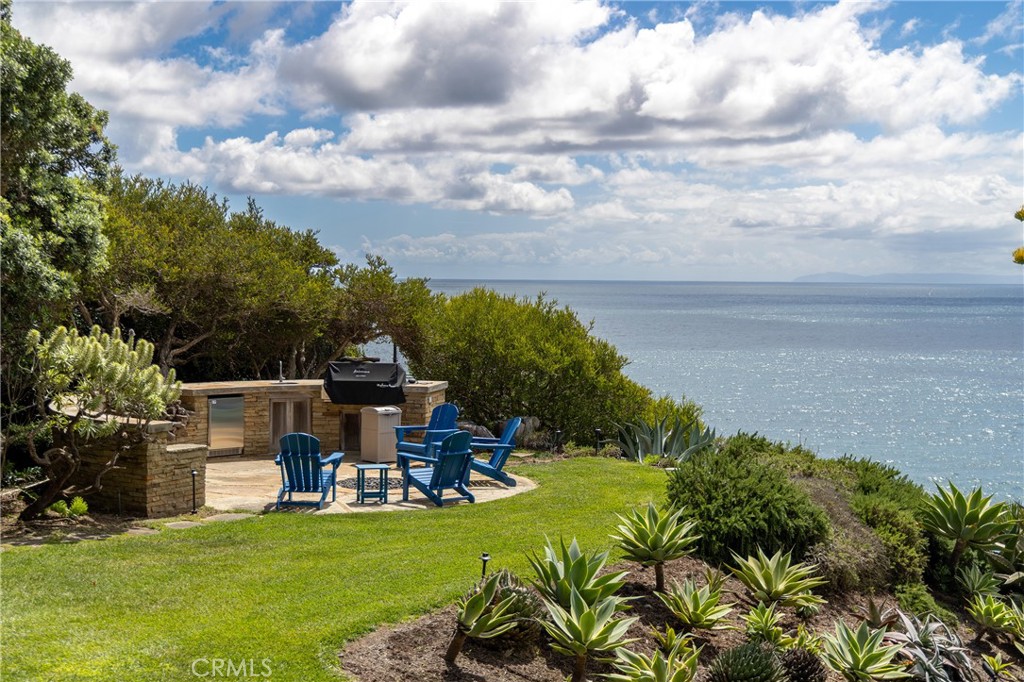 BBQ & Fire Pit Area - 32227 Coast Hwy, Laguna Beach CA 92651 - photo 69