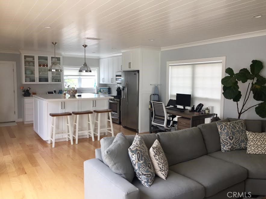 323 Locust Street, Laguna Beach CA 92651 - photo 1