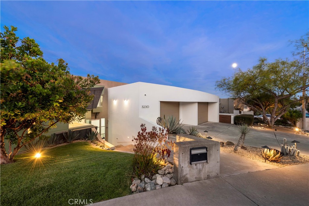 Lovely curb appeal - 3230 Tyrol Drive, Laguna Beach CA 92651 - photo 1