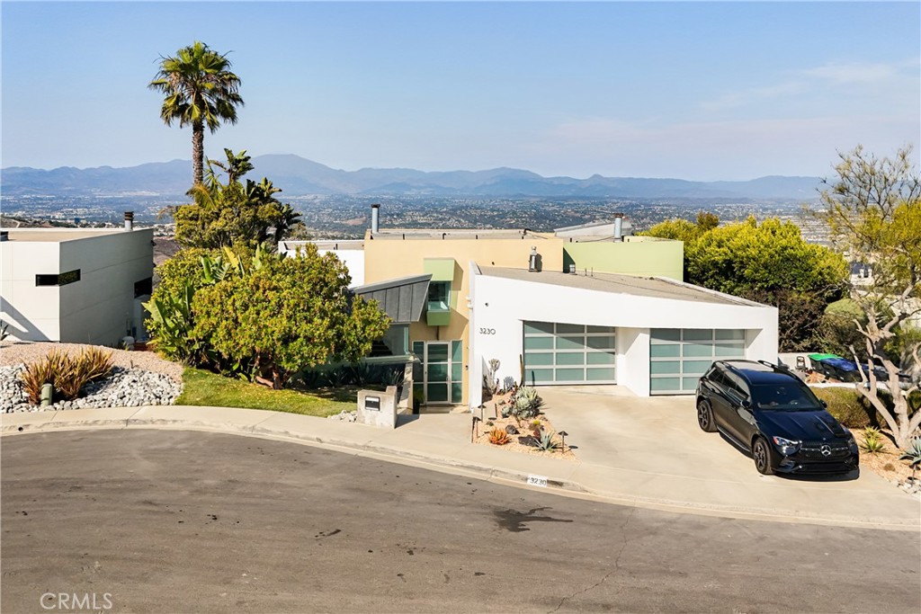 3230 Tyrol Drive, Laguna Beach CA 92651 - photo 1