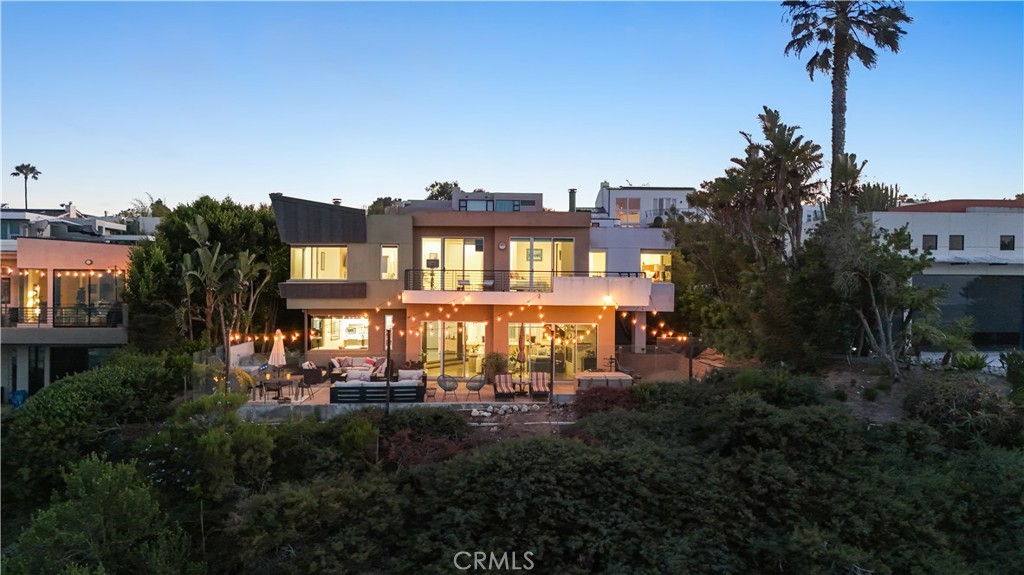 3230 Tyrol Drive, Laguna Beach CA 92651 - photo 15