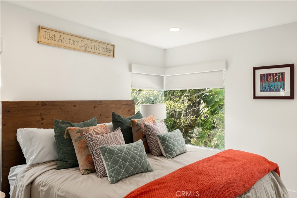 3230 Tyrol Drive, Laguna Beach CA 92651 - photo 43