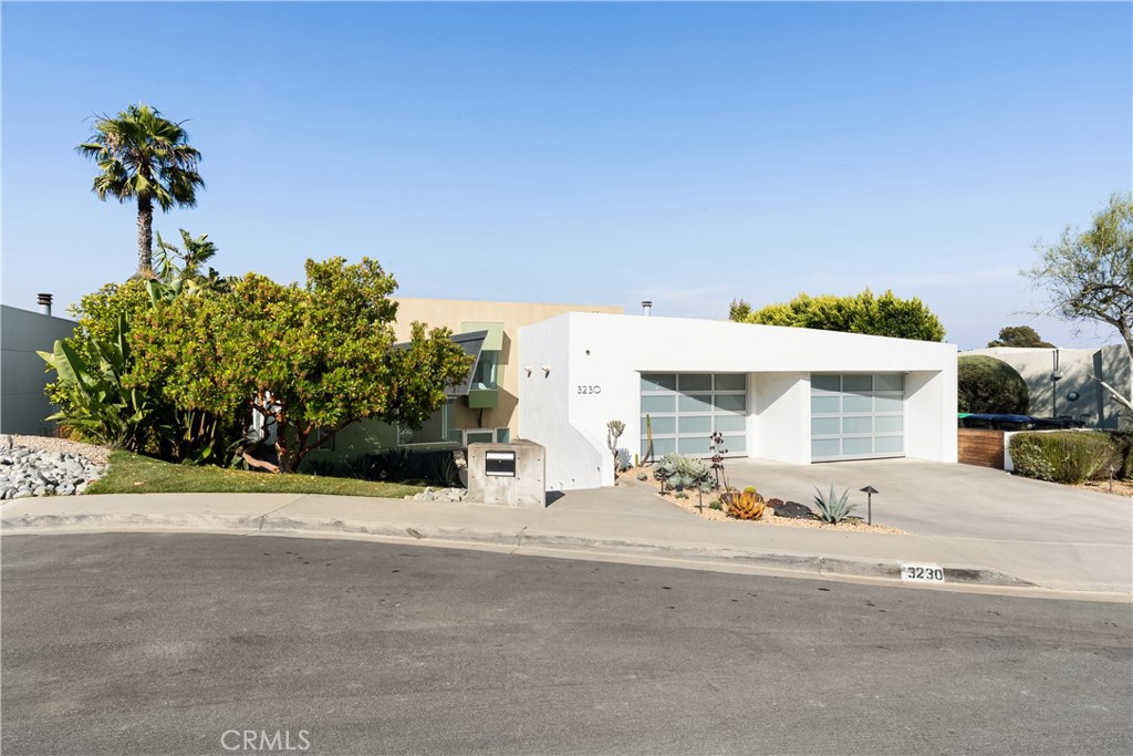 3230 Tyrol Drive, Laguna Beach CA 92651 - photo 44