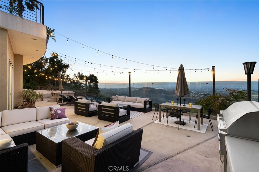 3230 Tyrol Drive, Laguna Beach CA 92651 - photo 47
