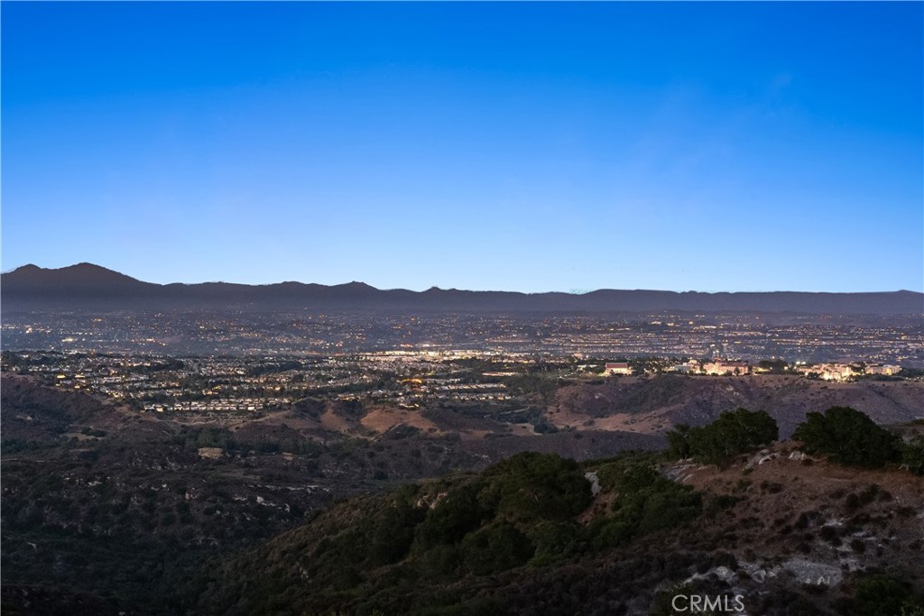 3230 Tyrol Drive, Laguna Beach CA 92651 - photo 49