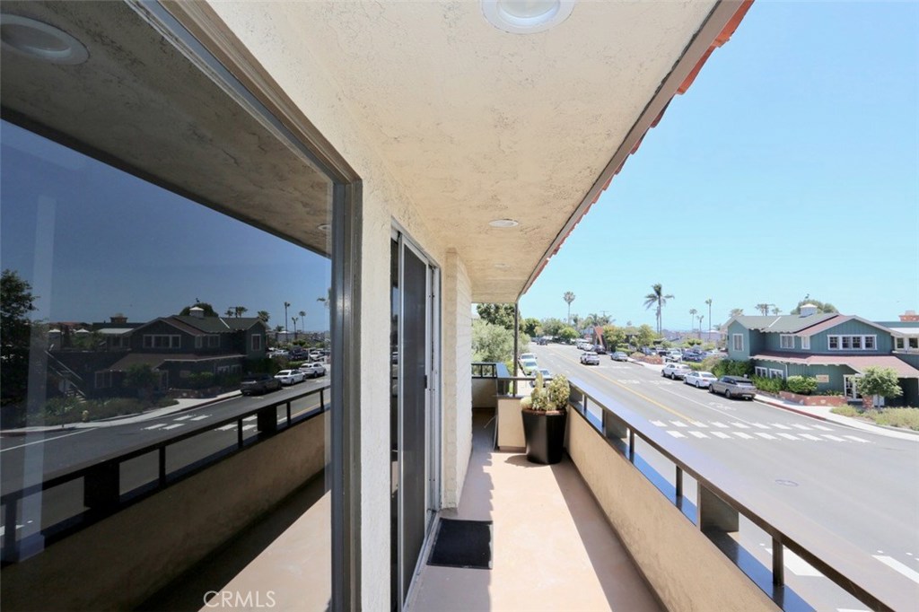 324 Brooks Street, Laguna Beach CA 92651 - photo 1